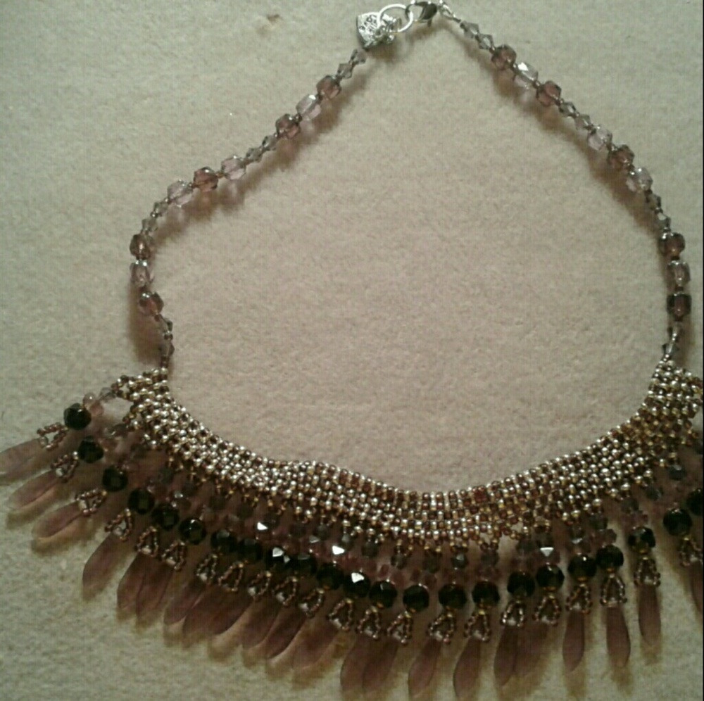 "Cathedral goes tribal" beaded dagger necklace - Picture 4 of 5